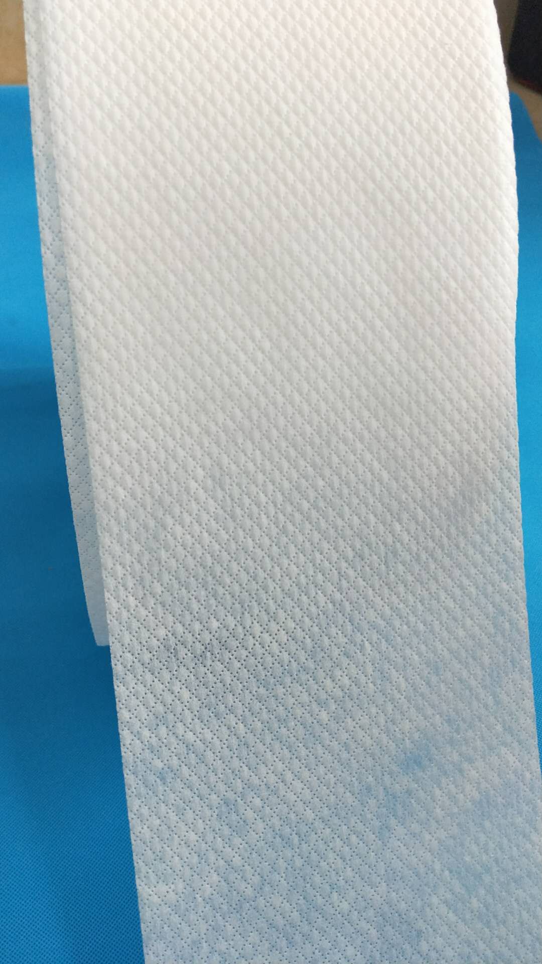 Wholesale 3D Embossing Rhombus Dot Double Layer Hydrophilic Hot Air Hydrophilic Nonwoven for Diaper/Sanitary Napkins (YS-03)